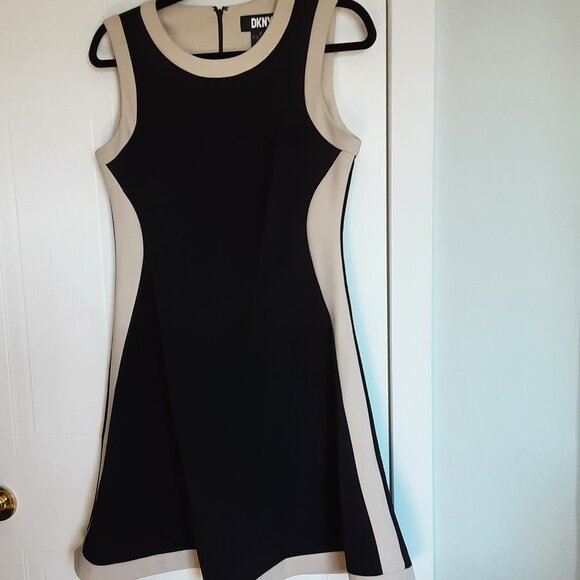 Dress - Picture 1 of 2